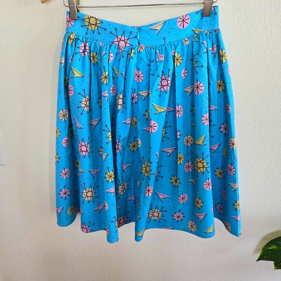 Sourpuss MidMod Astro skirt size medium excellent condition - Picture 4 of 4